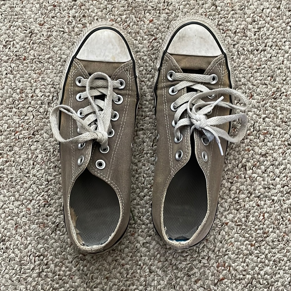 Grey Converse Low Top Size 8